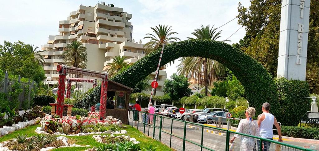 Benalbeach!! First Line Beach & Pools, Benalmádena