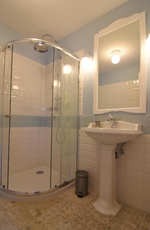 Janez Rooms photo