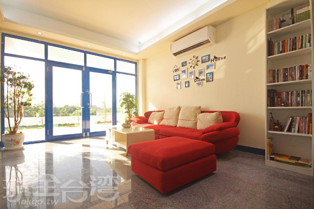 Bay Villa Hall photo