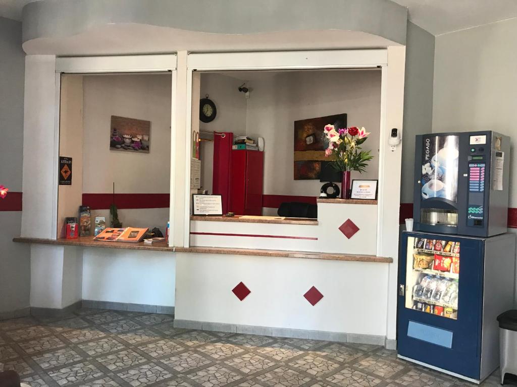 Au Royal Hotel photo