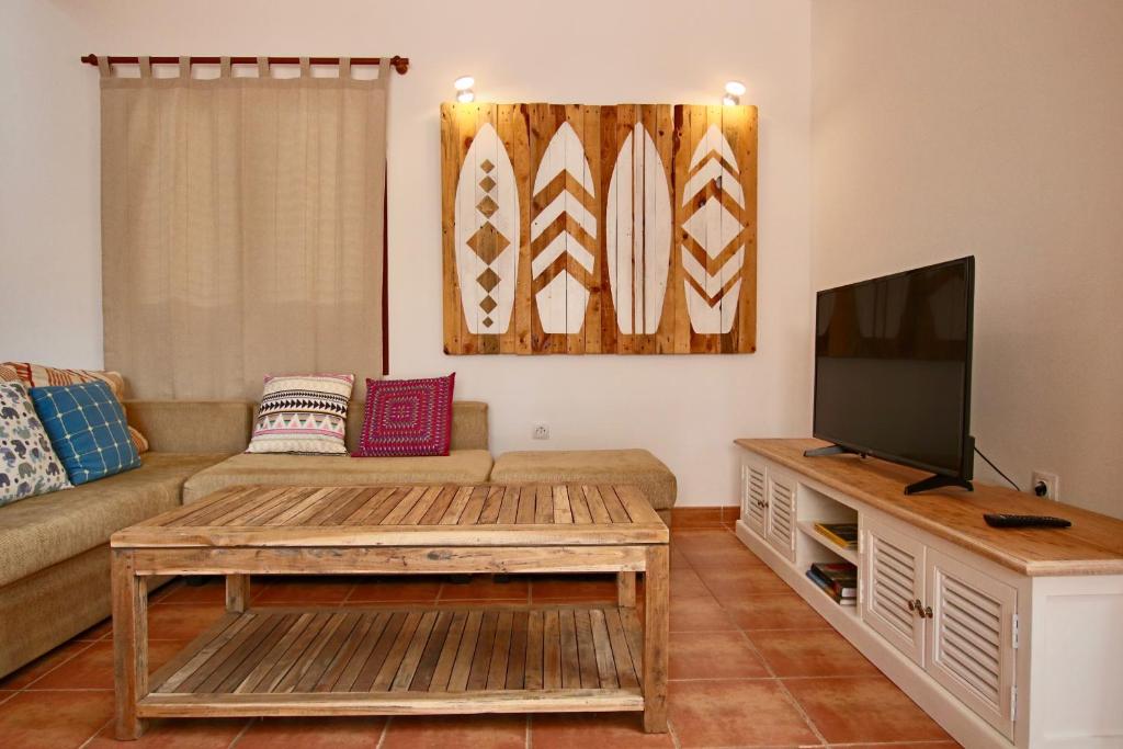 Casa Silencio, Villa with terrace, garden and large pool area - 5