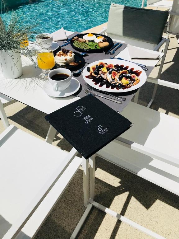 อาหารและเครื่องดื่ม