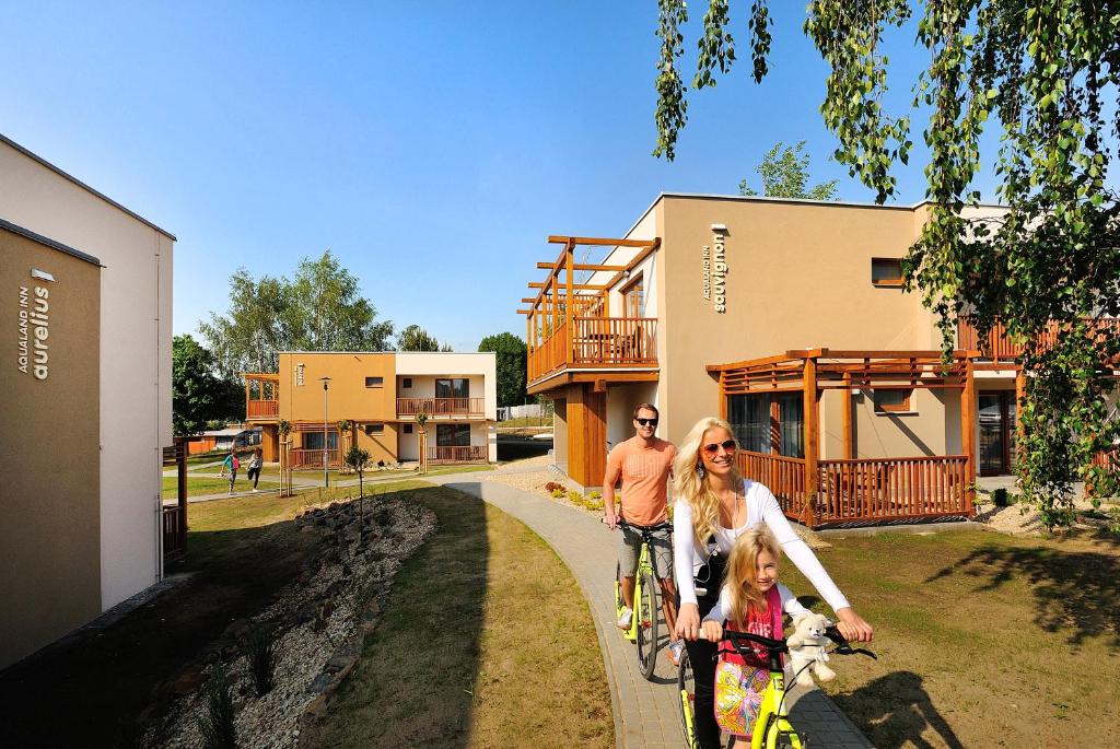 Hotel Aqualand Inn photo