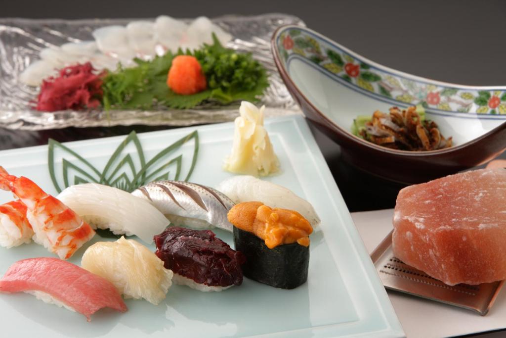 Mâncare şi băutură