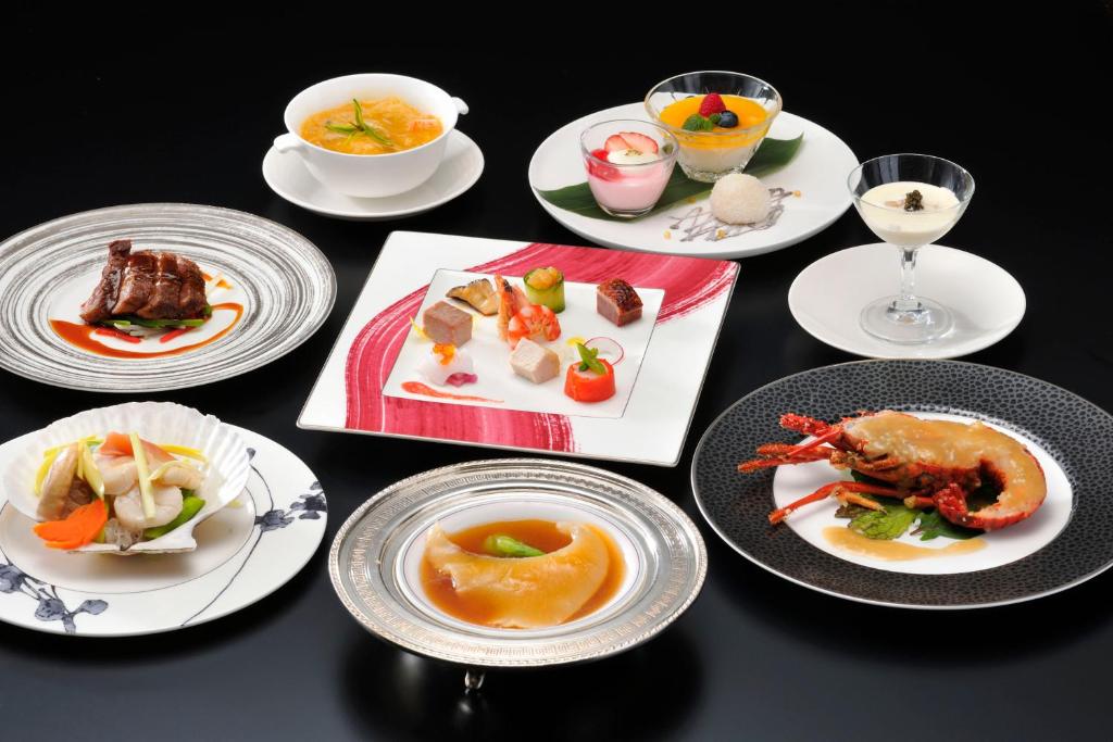 Mâncare şi băutură