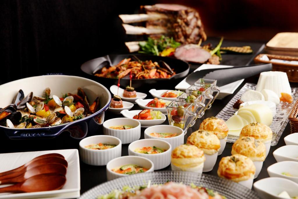 Mâncare şi băutură