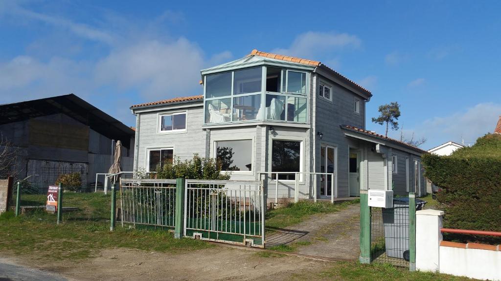 Manger Sur La Plage A Michelin Guide Restaurant In Marennes