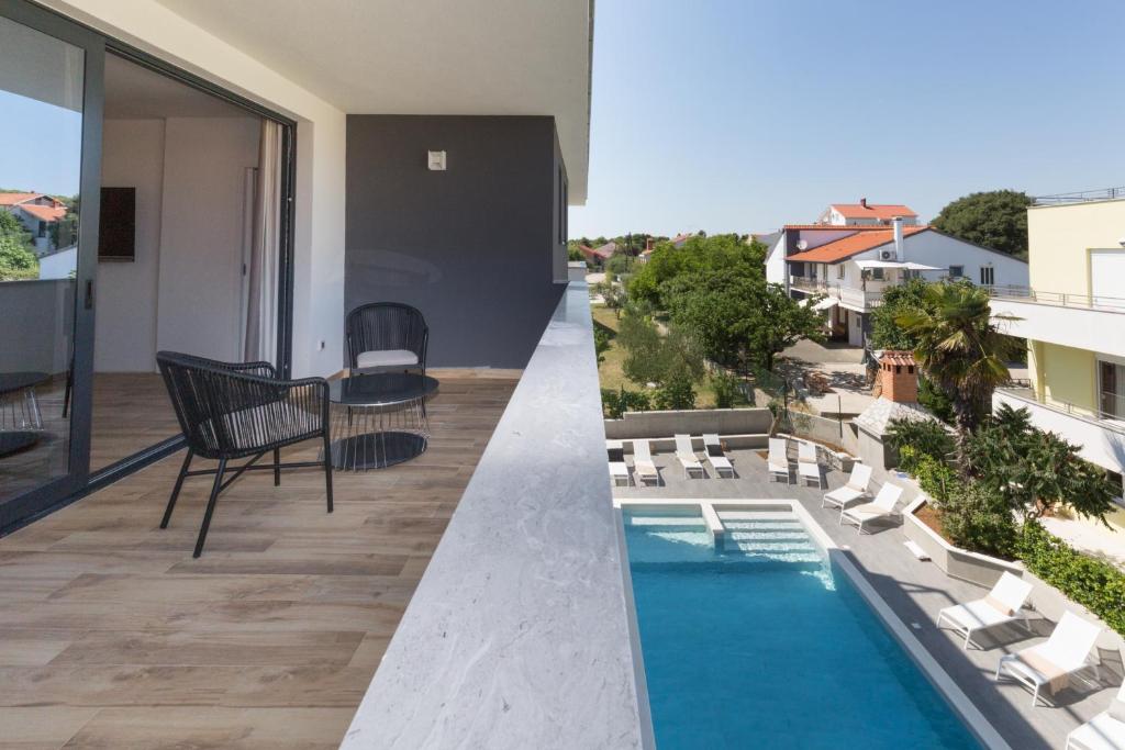 Mirabilis Residence photo