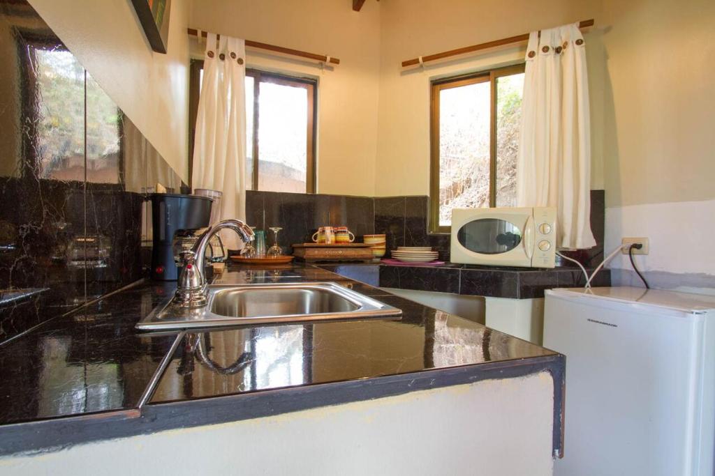 Tamarindo Village Hotel