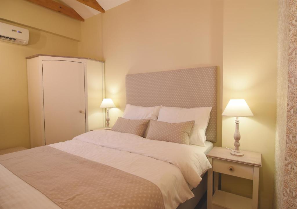 Janez Rooms photo