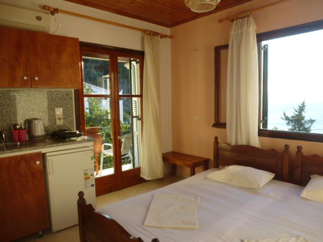 Studios Andreas — Hotel in Corfu Island