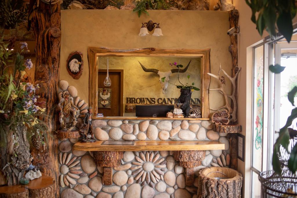 Browns Canyon Inn photo