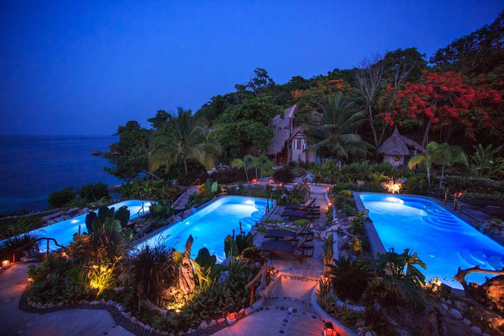HERMOSA COVE VILLA RESORT & SUITES photo