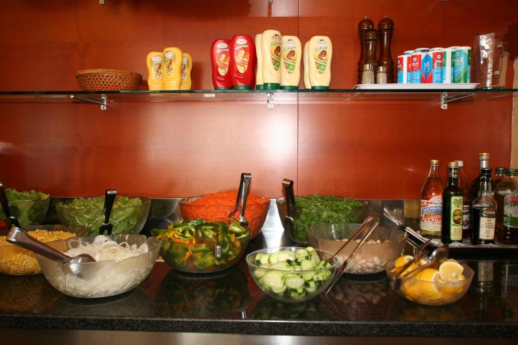 Hotel Elpiro — Restaurant & bars in Jesolo, Veneto