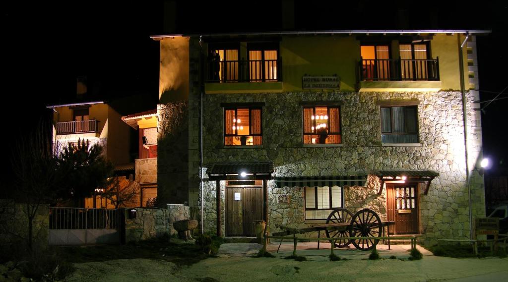 Hotel Rural La Dehesilla — Hotel in Navarredonda de Gredos