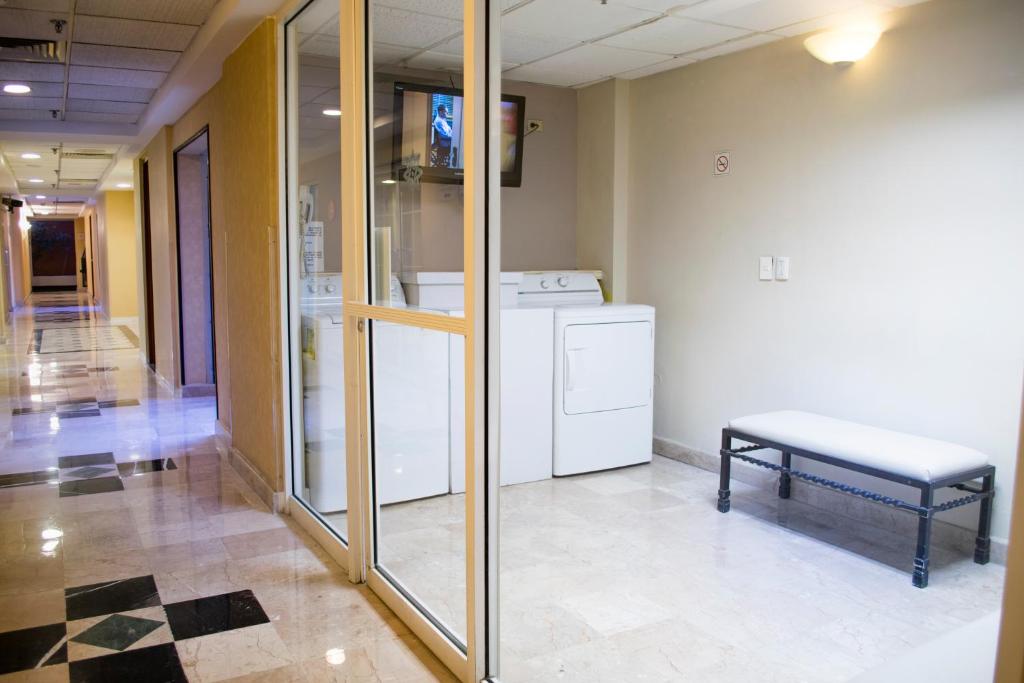 Istay Hotel Ciudad Juarez Photo 4