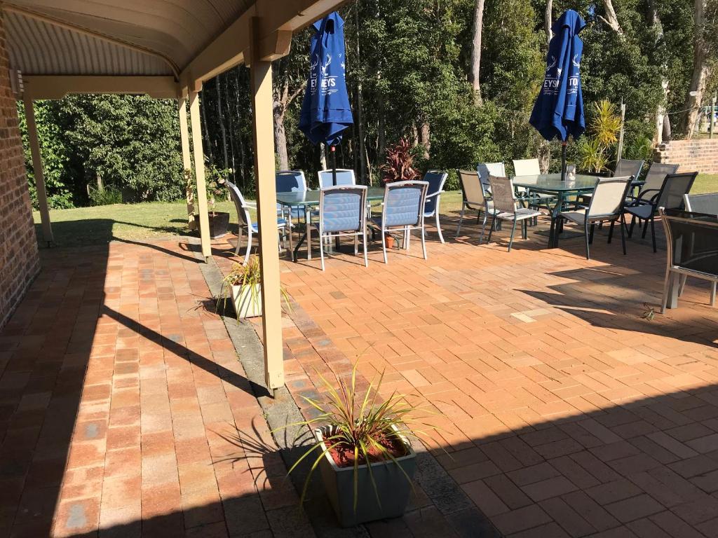 Tea Gardens Motel