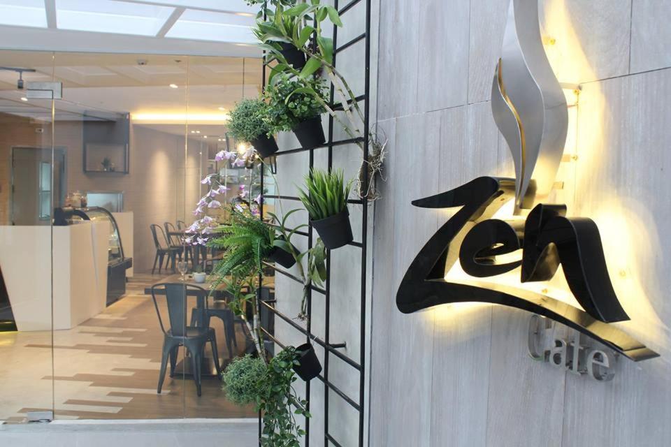 Zerenity Hotel and Suites photo