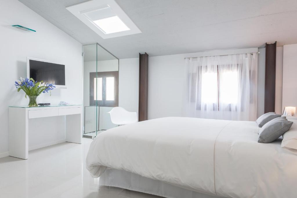 Can Vent Boutique Hotel — Hotel rooms in Alcudia, Balearic Islands