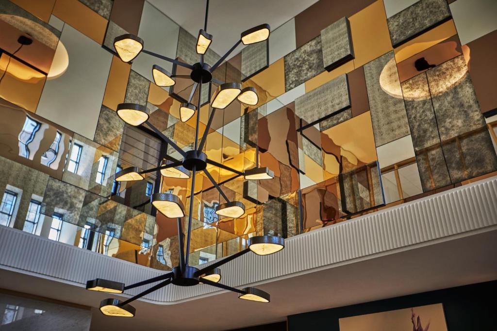 Chicago Viceroy Chicago Additional