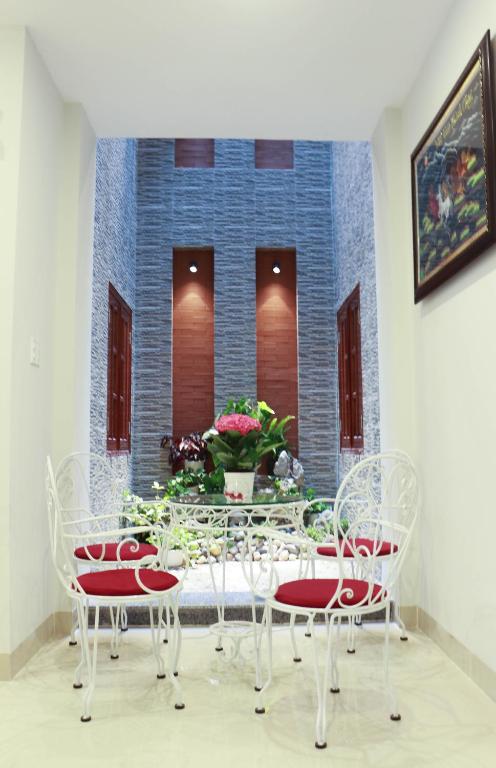 NAM CẦN THƠ HOTEL