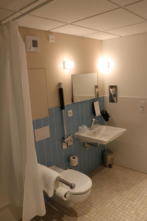 IBB Blue Hotel Paderborn photo