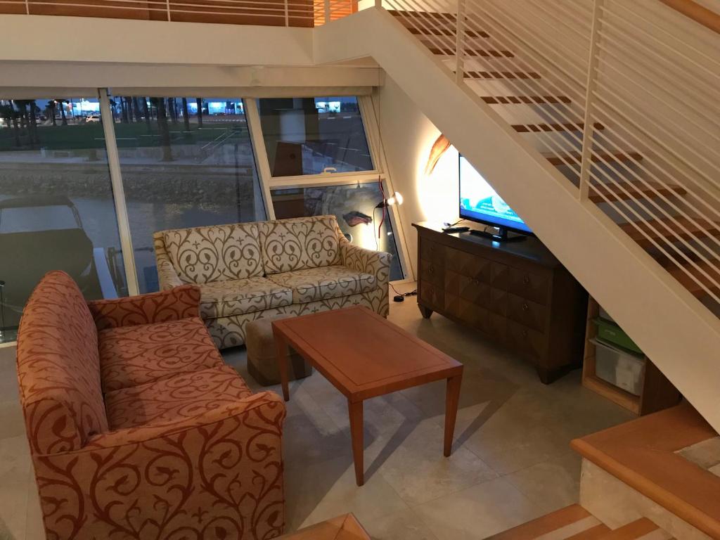 Lagoon suite photo