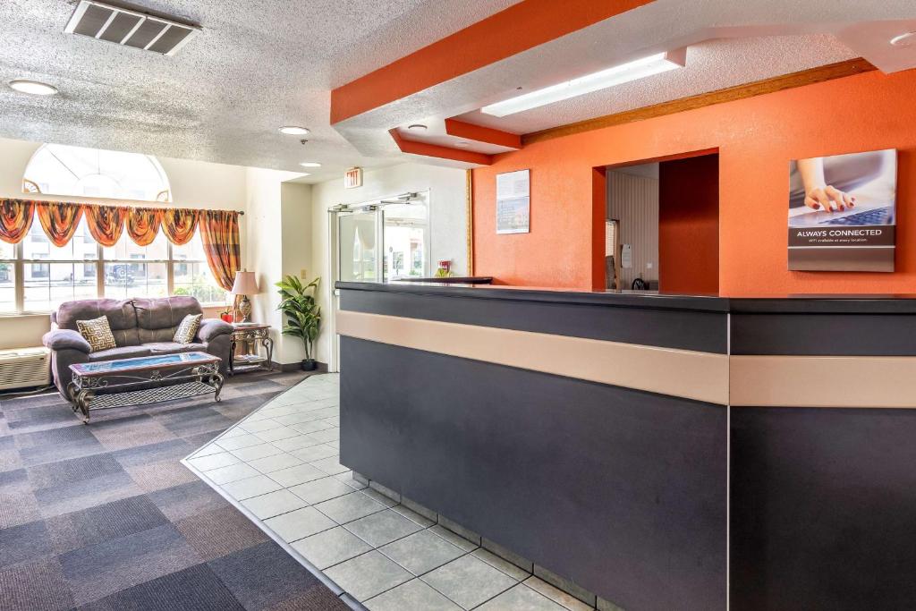 Motel 6 Chattanooga Downtown photo