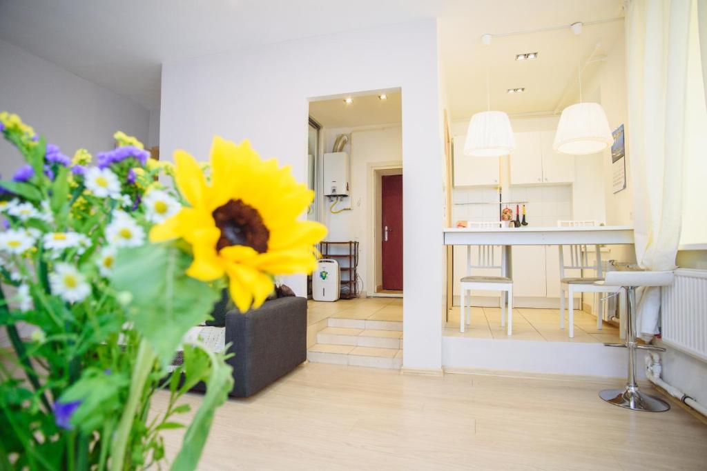 Two Steps Apartments on Pestelya photo