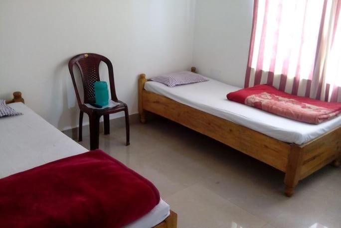 Hotel Rajhans — Hotel in Shillong