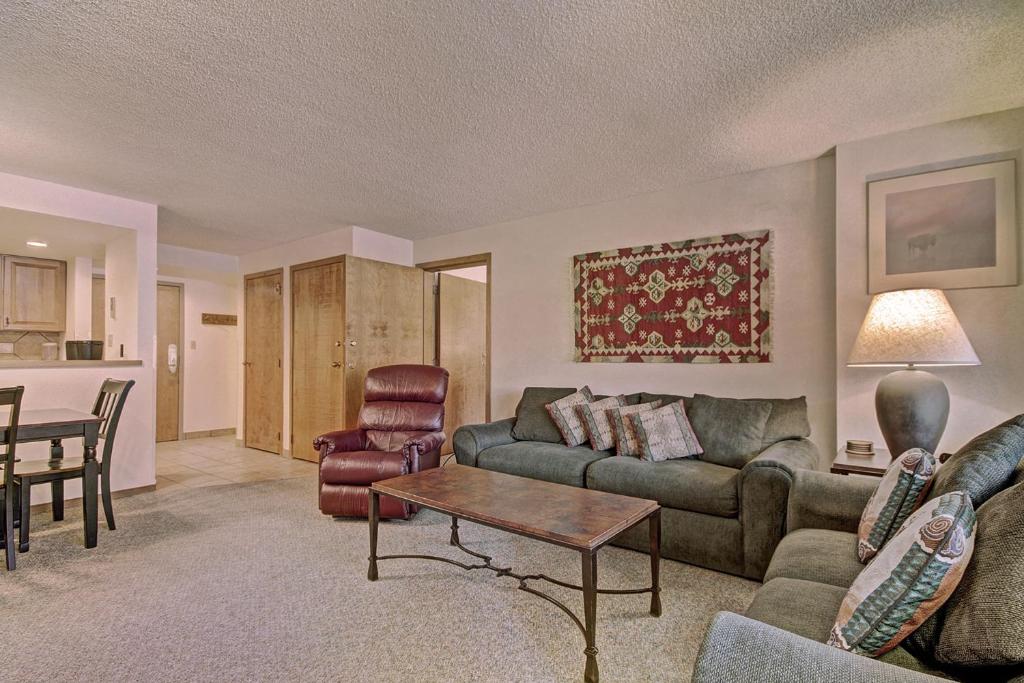 VS643 and 645H Square Condo, Copper Mountain