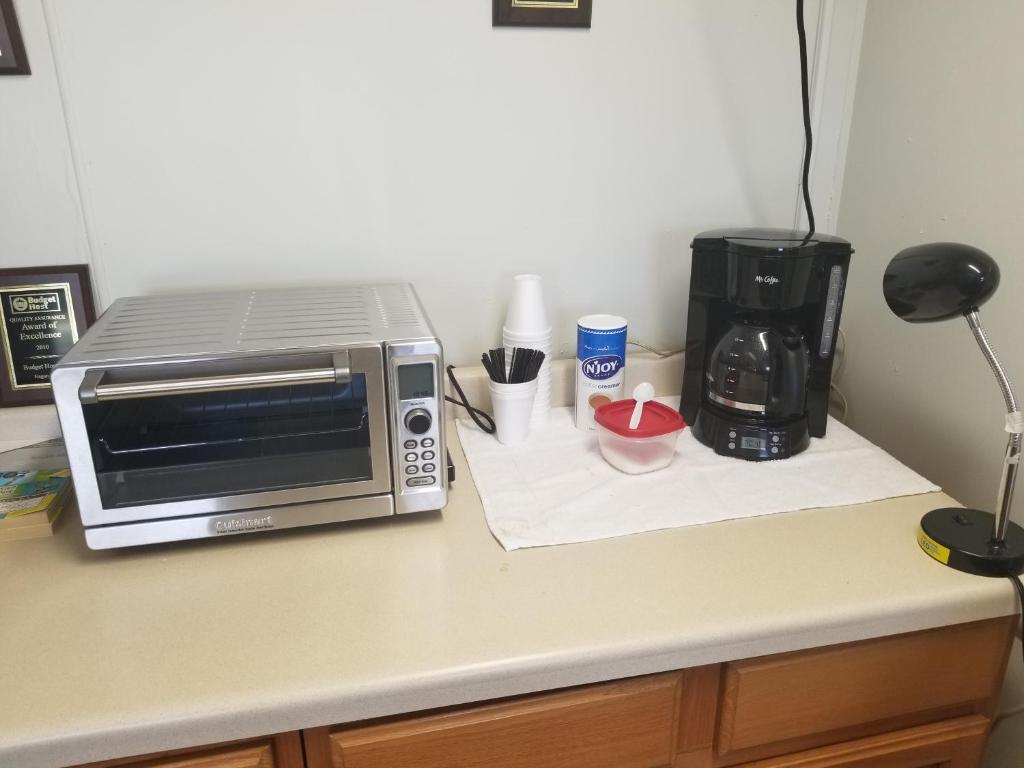 Budget Inn And Suites Eagan photo