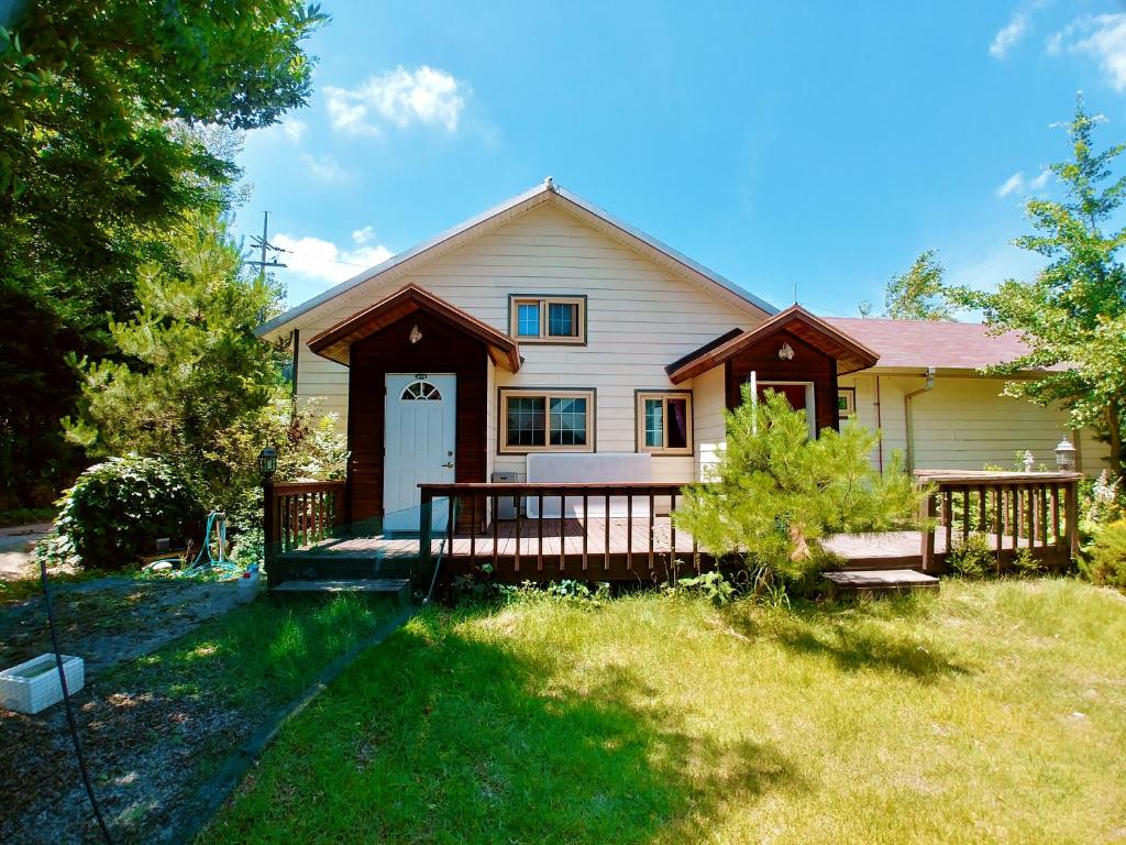 Nadeuri Pension — Hotel in Pyeongchang-gun