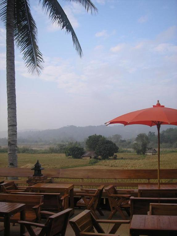 Tamarind Grand Resort Mae Sariang photo