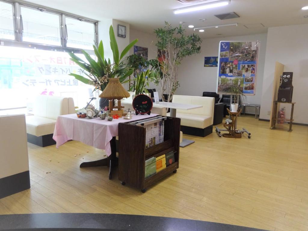 3. 아마미 포트 타..