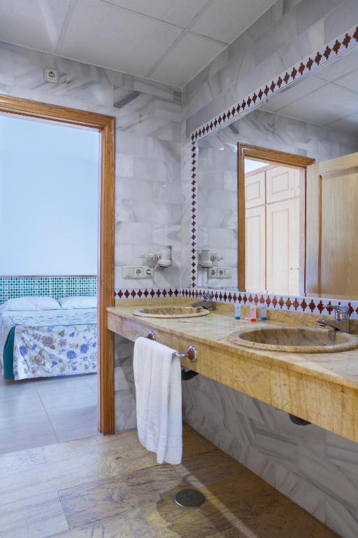 Apartamentos Mexico — Hotel rooms in Vera, Andalusia