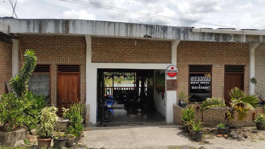 Sibayak Guesthouse photo