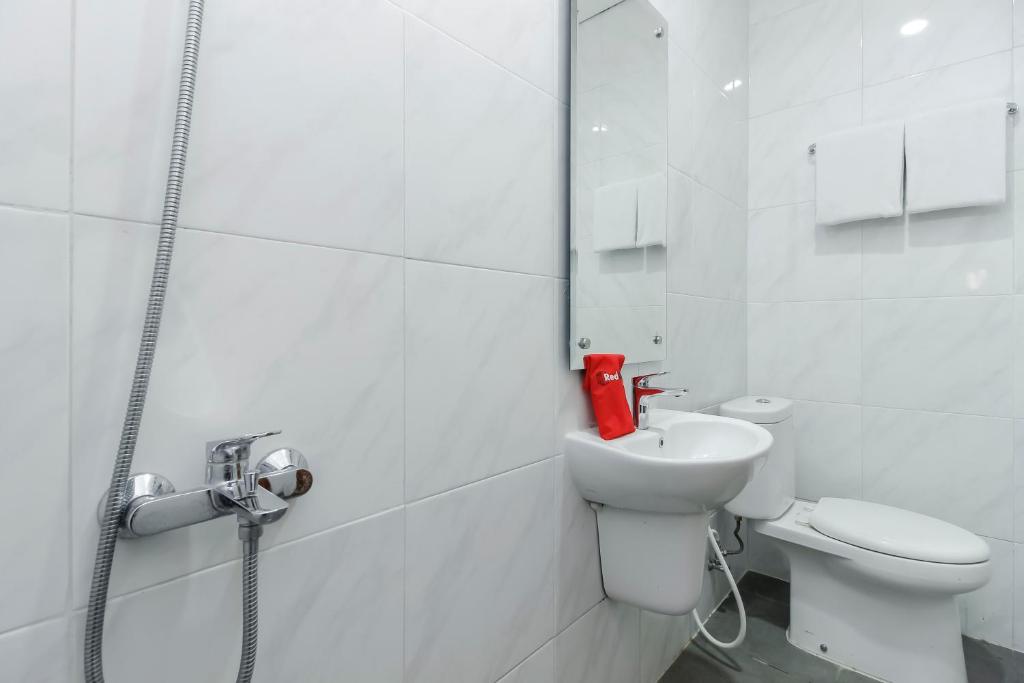 RedDoorz Plus near Tebet photo