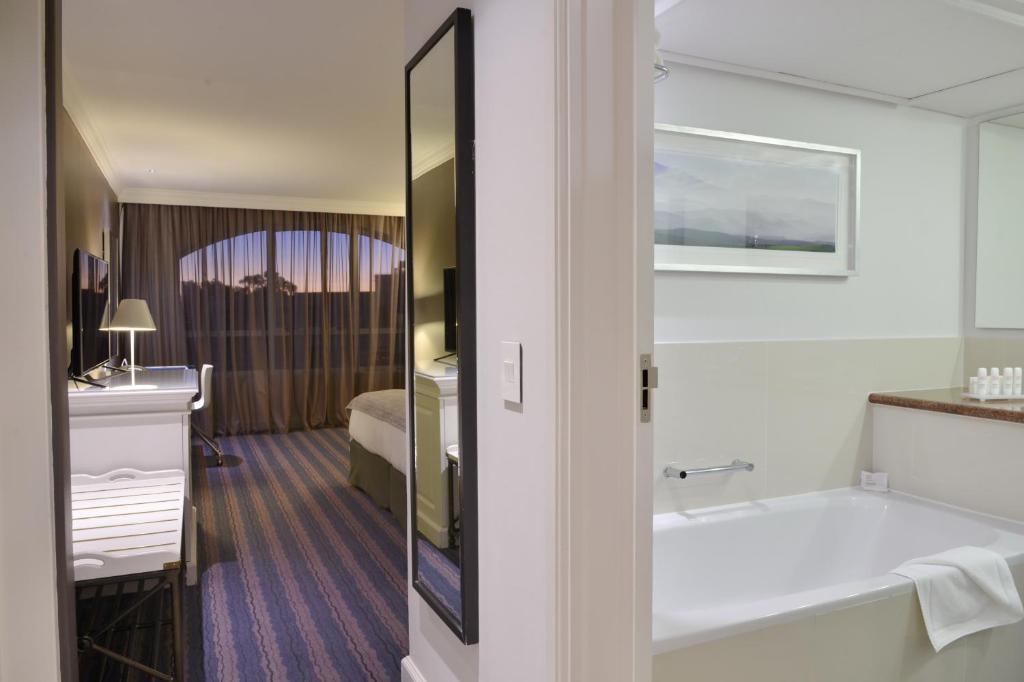 Radisson Blu Hotel Waterfront, Cape Town Photo 9