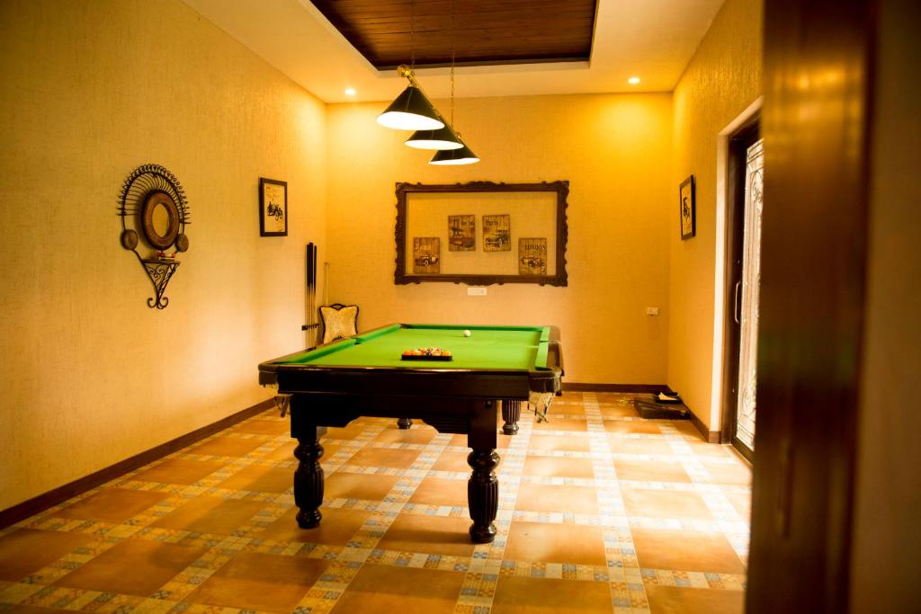 スカッシュコート