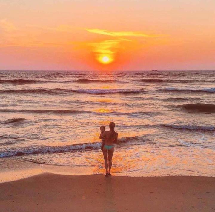 Mbeach Nest, Panadura