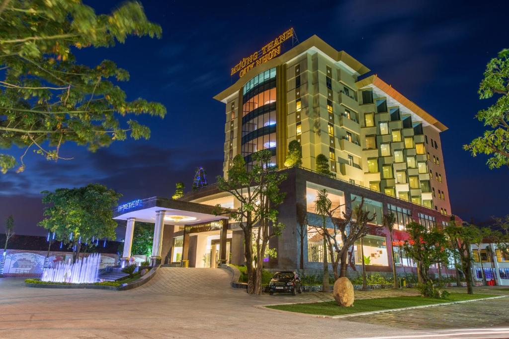 Exterior view, Muong Thanh Quy Nhon Hotel in Quy Nhon (Binh Dinh)