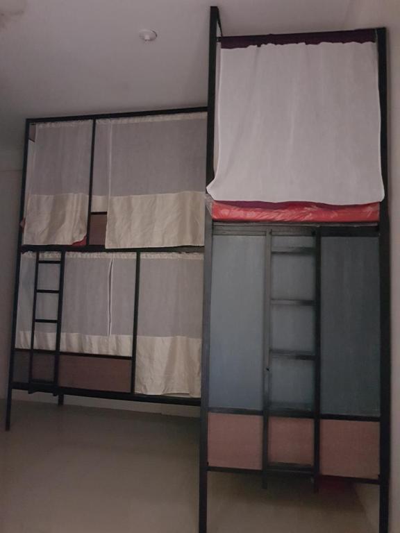 Sleepadz - Capsule Beds Dormitel in Magsaysay Ave Naga photo