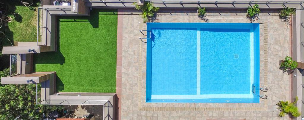 Highlands Suites Apartment Hotel photo