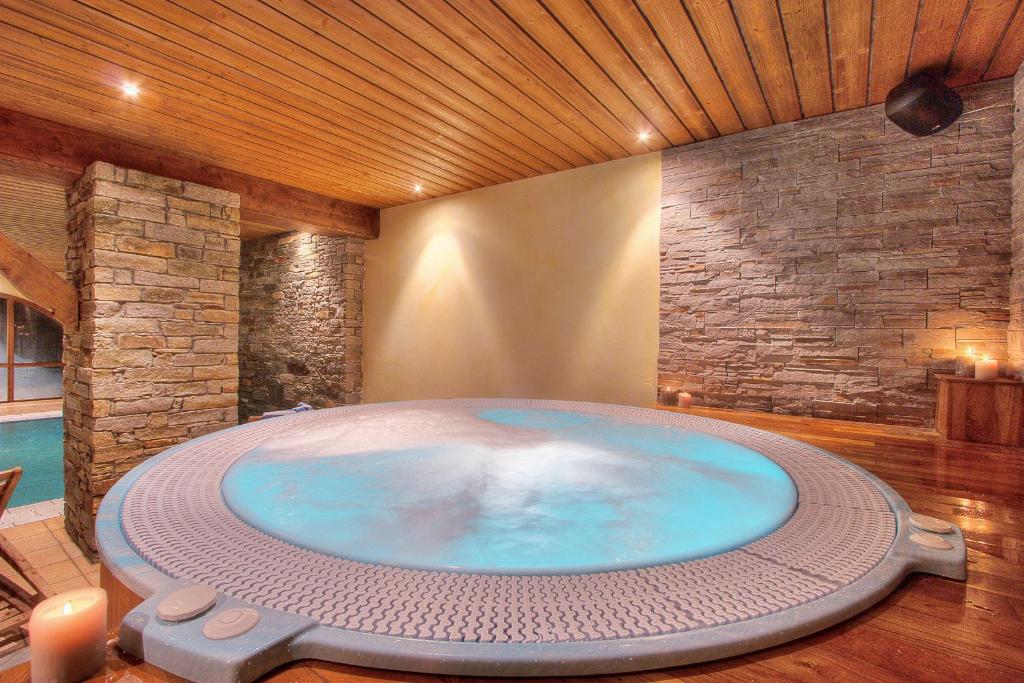Hot tub, Residence Les Balcons de Belle Plagne in La Plagne