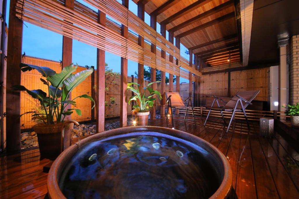 Hot spring bath, Green Hotel Yes Omihachiman in Omihachiman