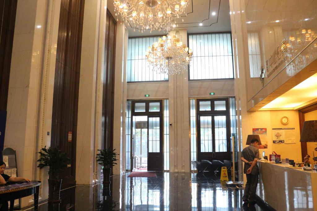 Qingdao Elegant Central Apartment photo