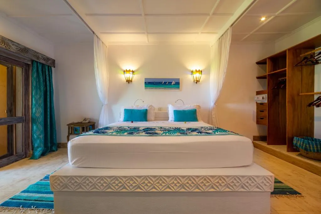 Nomad Beach Resort, hotel in Diani Beach