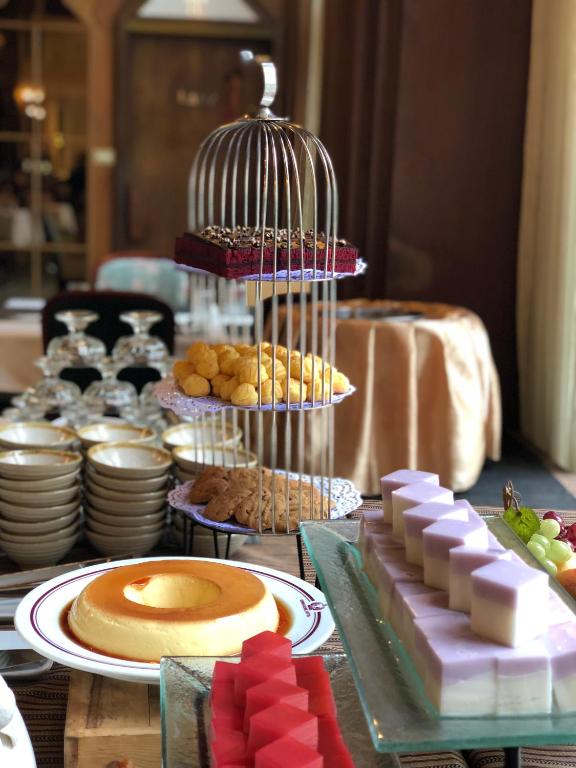 อาหารและเครื่องดื่ม