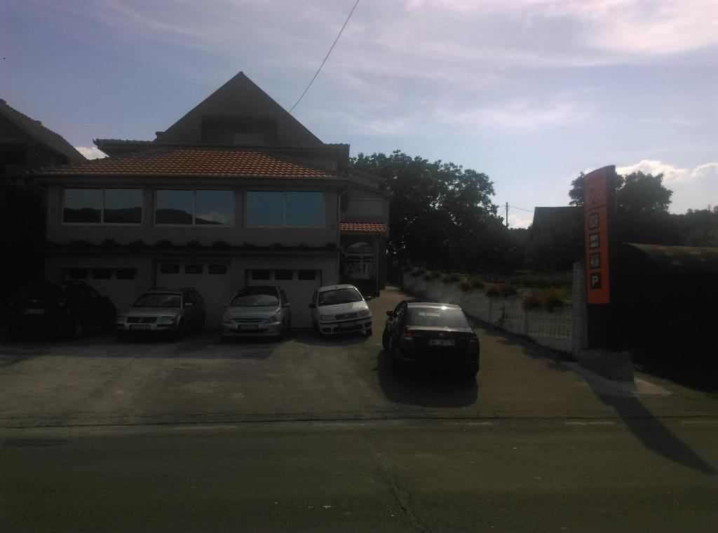 Karavan 123 photo